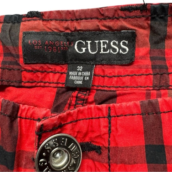 Men’s 4 Pair Cargo Shorts Bundle (Under Armour 30, Oakley 30, Guess 32, Gap 31) - Picture 10 of 13